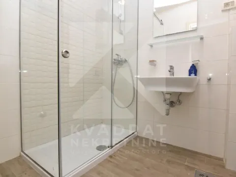 Izdavanje, jednosoban stan, 42m², Zagorič, Podgorica - image 11