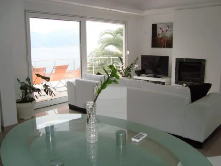 Prodaja, kuća, 142m², Krašići, Tivat
