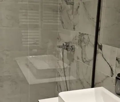 Rent, two bedroom apartment, 54m², Savski Venac, Beograd - image 15