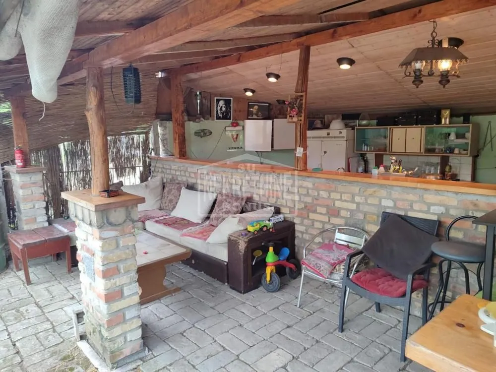 Prodaja, kuća, 232m², Makova Sedmica, Subotica