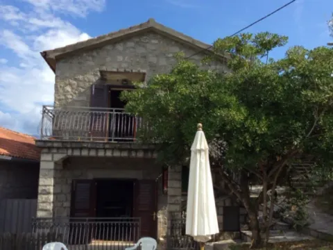 Prodaja, kuća, 66m², Tivat, Crna Gora