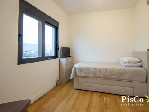 Rent, house, 180m², Gornja Gorica, Podgorica - image 7