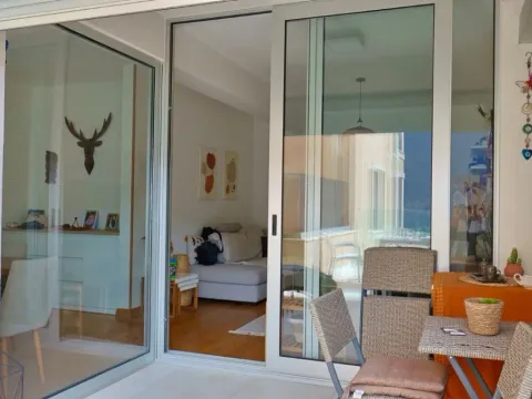 Izdavanje, dvosoban stan, 86m², Dobrota, Kotor - image 3