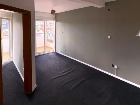 Rent, apartment, 39m², Stari Aerodrom, Podgorica - image 2