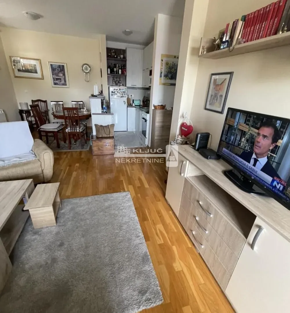 Prodaja, dvosoban stan, 64m², Savski Venac, Beograd