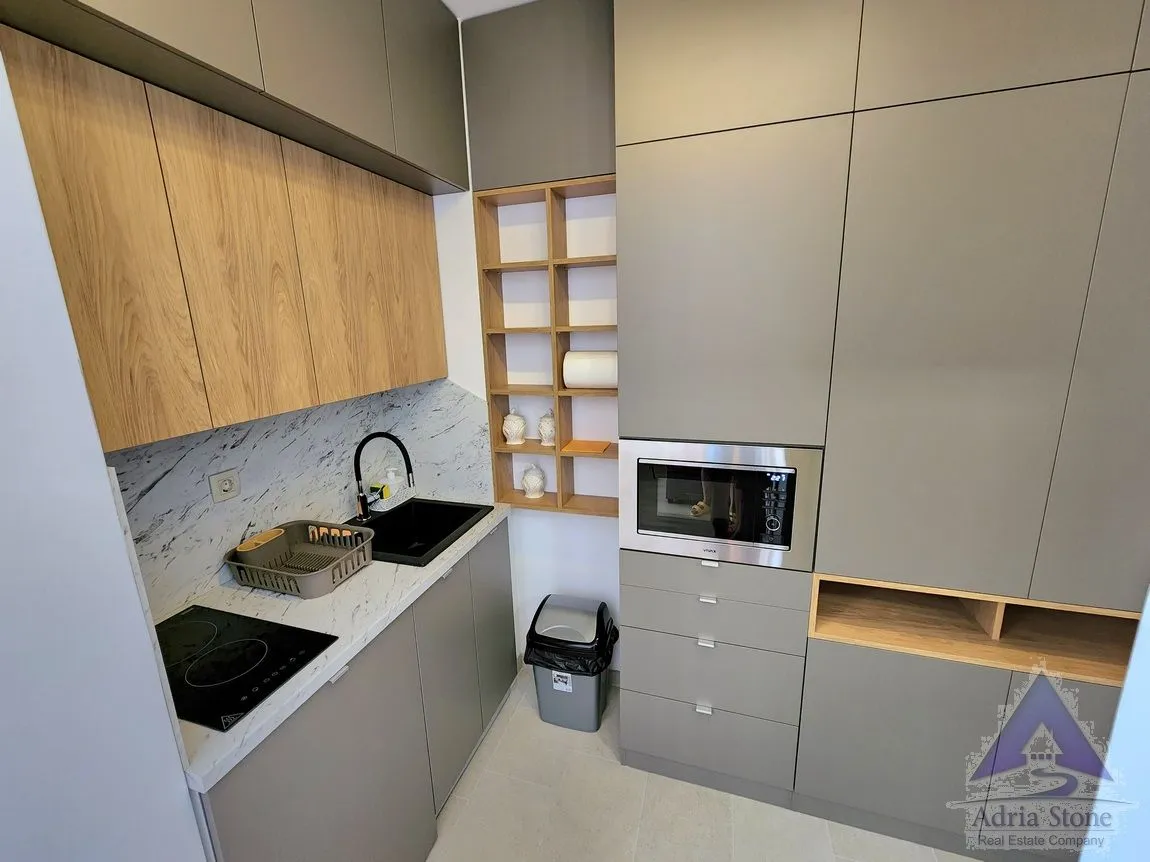 Izdavanje, stan, 25m², Podkošljun, Budva
