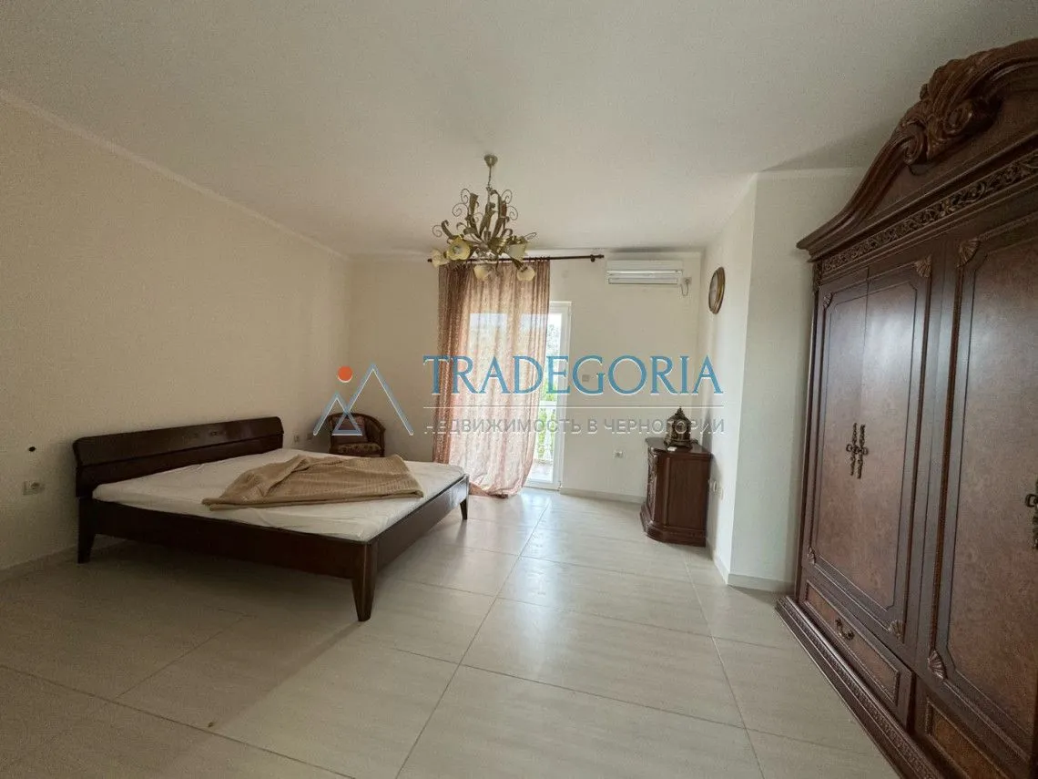 Prodaja, kuća, 307m², Bar, Crna Gora