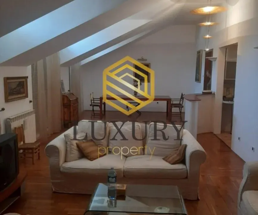 Prodaja, trosoban stan, 160m², Ljubović, Podgorica