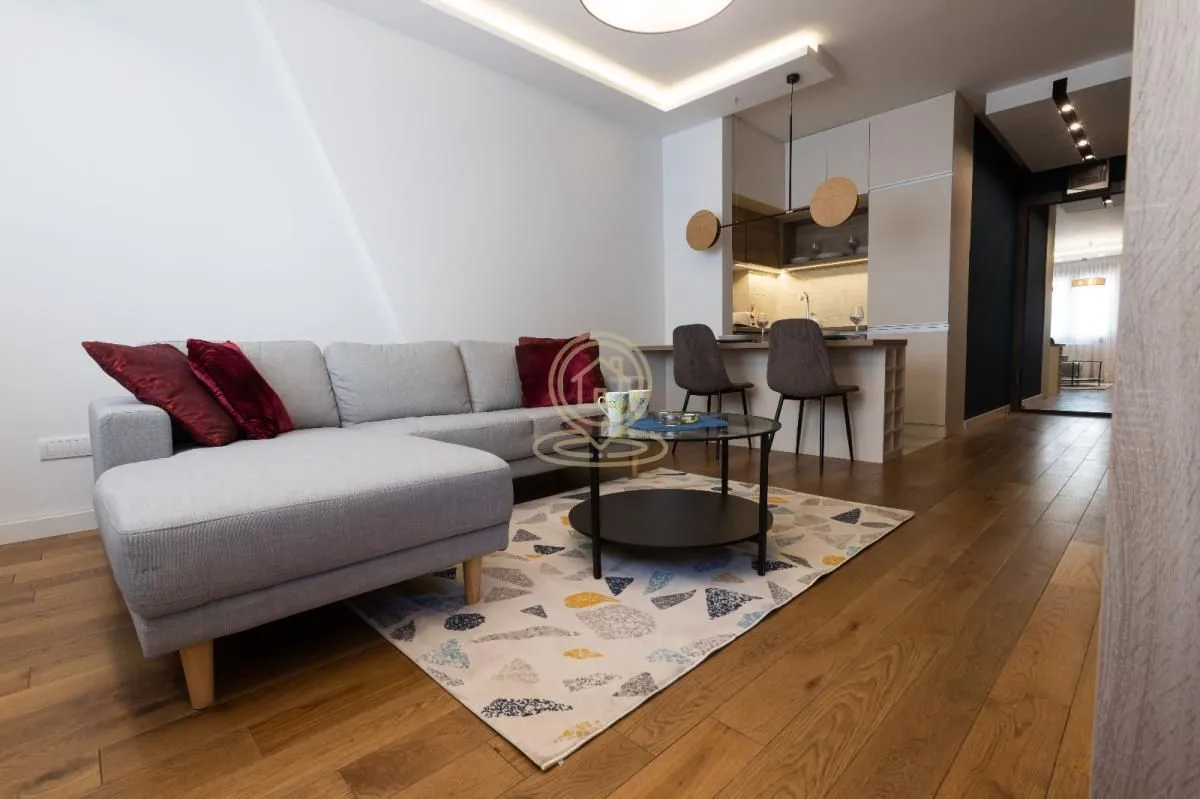 Izdavanje, jednosoban stan, 37m², Čubura, Beograd