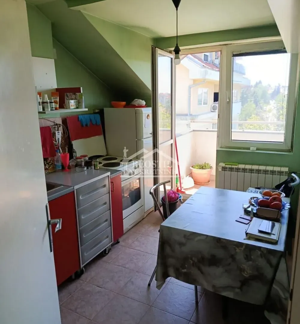 Prodaja, dvosoban stan, 54m², Čukarica, Beograd