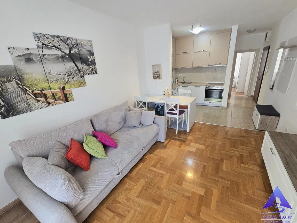 Sale, one bedroom apartment, 41m², Maine, Budva