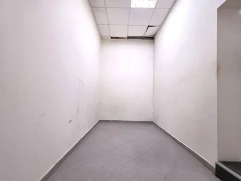 Rent, office space, 67m², Tuški Put, Podgorica - image 8