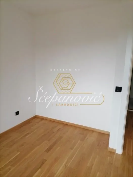 Prodaja, dvosoban stan, 45m², Sajam, Novi Sad Sve Podlokacije