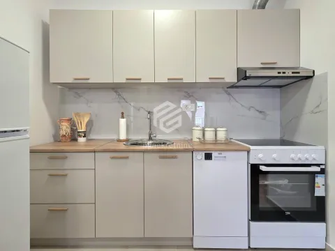 Izdavanje, jednosoban stan, 40m², Tološi, Podgorica - image 6