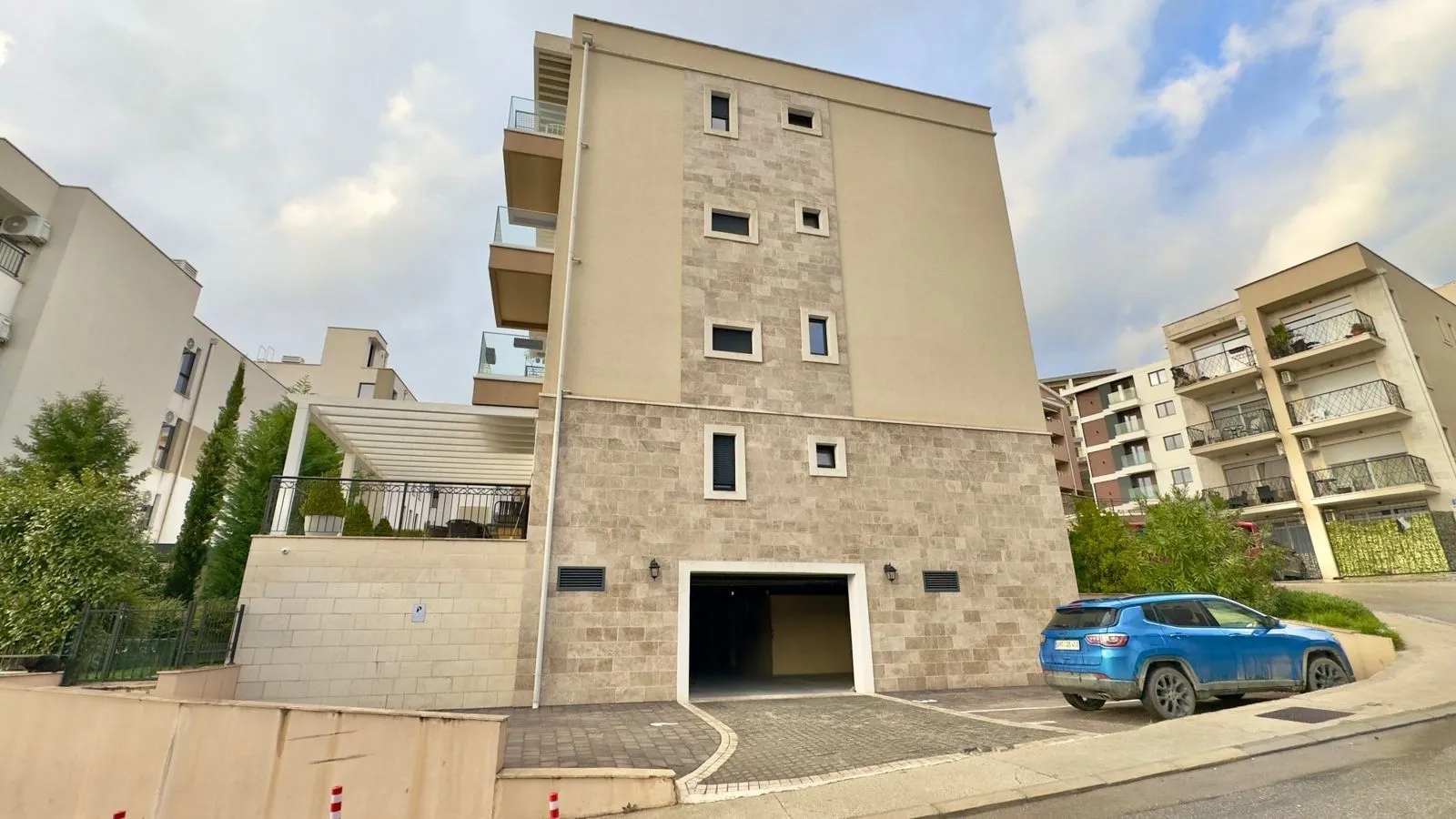 Prodaja, trosoban stan, 76m², Kava, Tivat