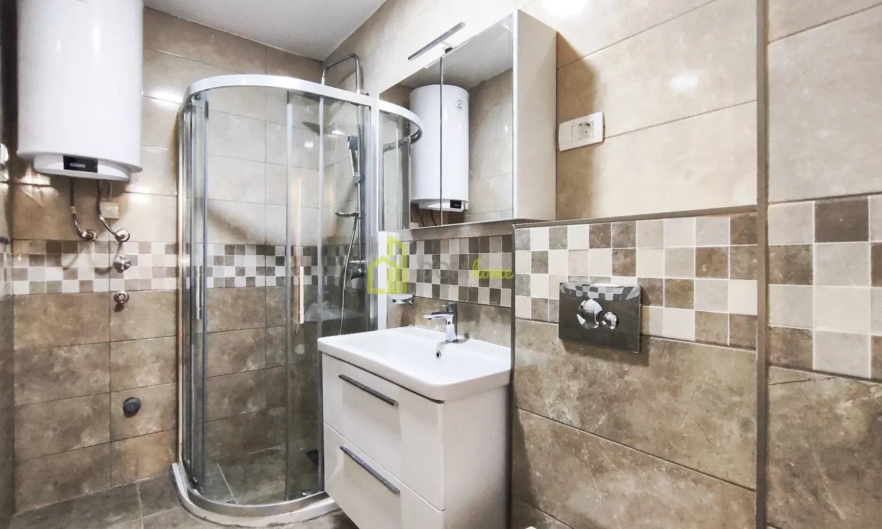 Prodaja, dvosoban stan, 64m², Cetinje, Crna Gora