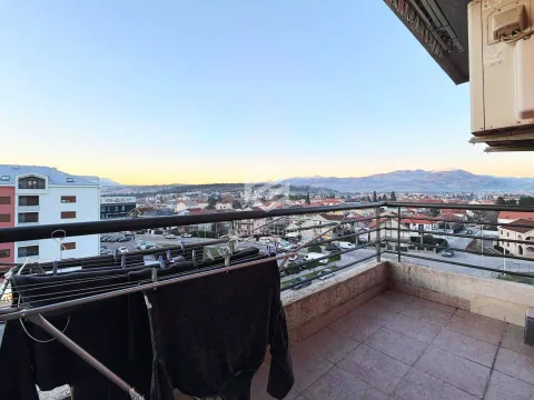 Rent, two bedroom apartment, 58m², Stari Aerodrom, Podgorica - image 14