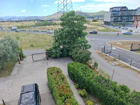 Rent, house, 110m², Donja Gorica, Podgorica - image 8