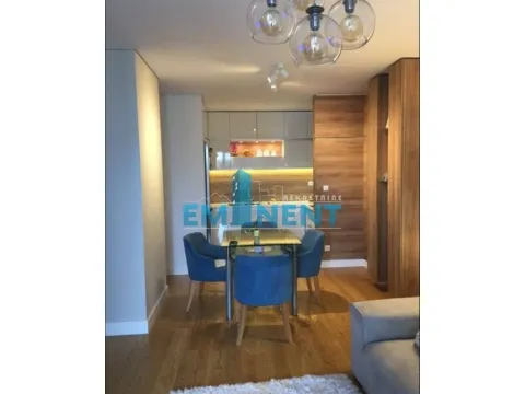 Izdavanje, trosoban stan, 68m², Novi Beograd Sve Podlokacije, Beograd - image 2
