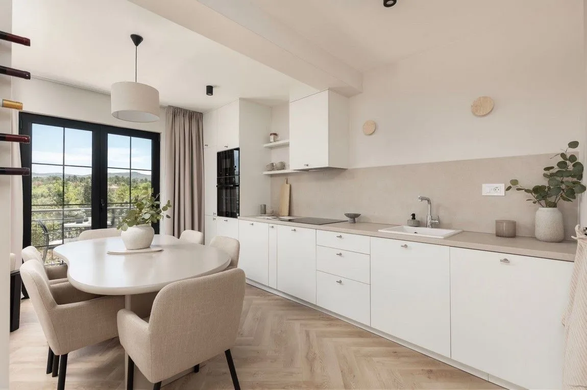 Prodaja, kuća, 166m², Tivat, Crna Gora