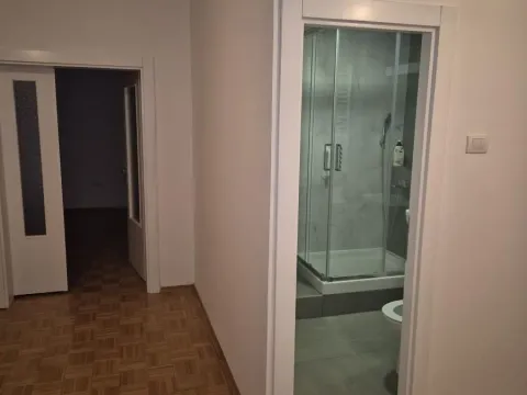 Prodaja, dvosoban stan, 68m², Sajmište, Novi Sad - image 4