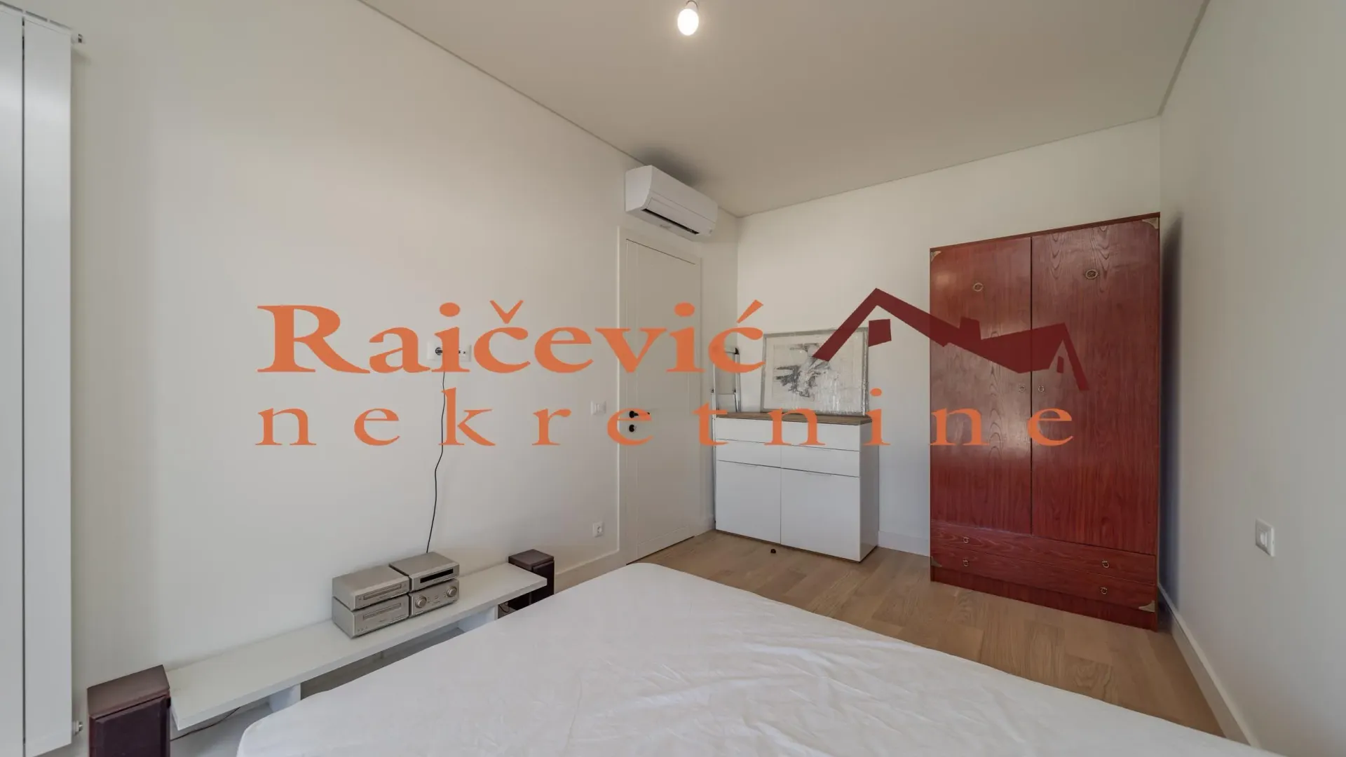Rent, two bedroom apartment, 60m², Banovo Brdo, Beograd