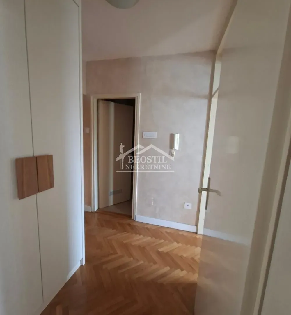 Prodaja, trosoban stan, 65m², Bezanijska Kosa 2, Bežanijska Kosa Sve Podlokacije