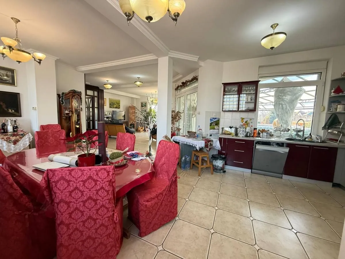 Sale, house, 473m², Veternička rampa, Novi Sad Sve Podlokacije