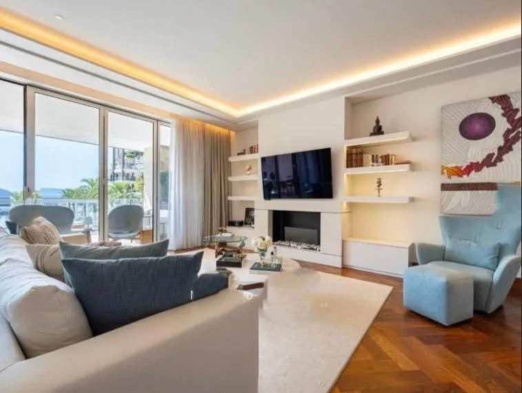 Prodaja, kuća, 200m², Donja Lastva, Tivat