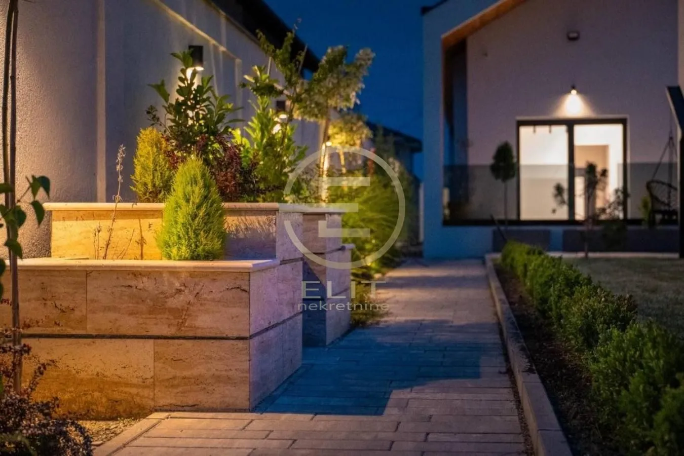 Prodaja, kuća, 143m², Veternik, Novi Sad Sve Podlokacije