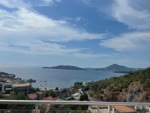 Izdavanje, trosoban stan, 150m², Pržno, Budva - image 10