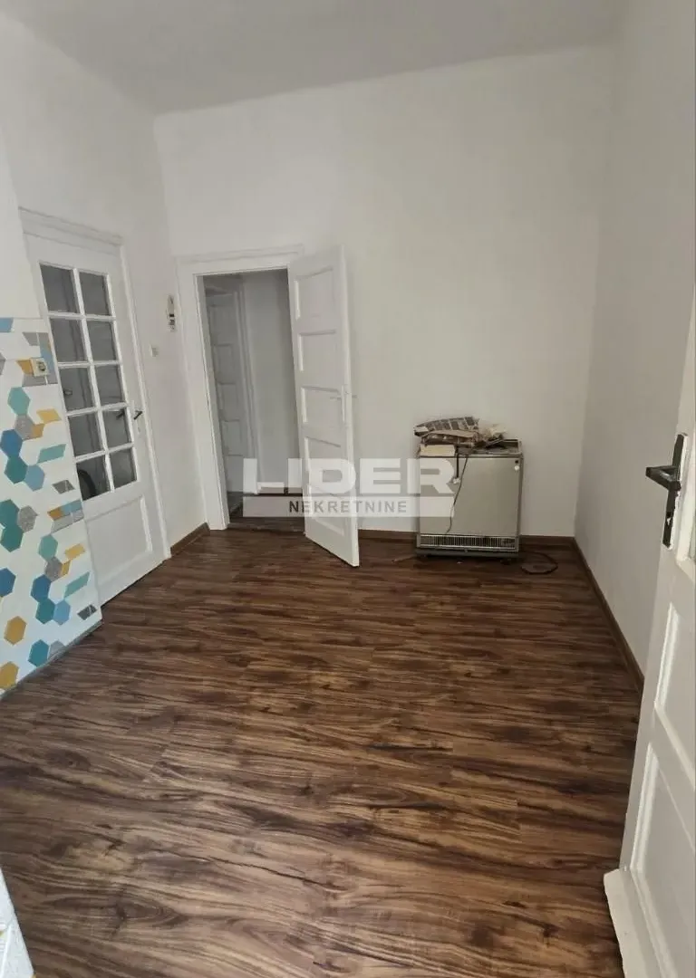 Prodaja, dvosoban stan, 68m², Južni Bulevar, Vračar Sve Podlokacije