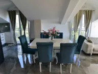 Izdavanje, trosoban stan, 90m², Tivat, Crna Gora - image 4