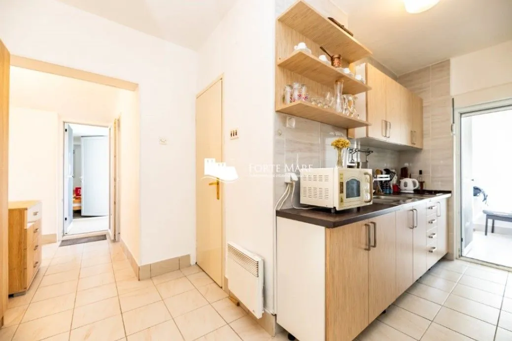 Prodaja, trosoban stan, 94m², Herceg Novi, Crna Gora