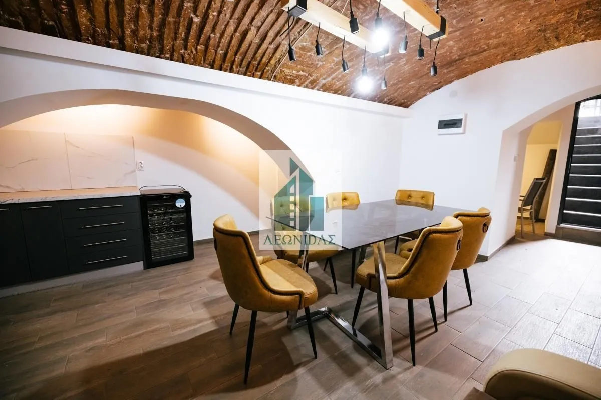 Sale, house, 290m², Medijana, Niš