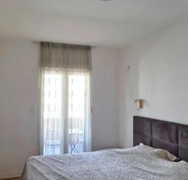 Izdavanje, jednosoban stan, 49m², Central Point, Podgorica - image 3
