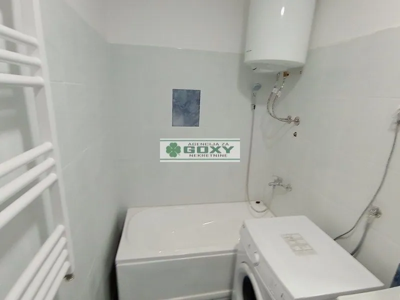 Sale, three bedroom apartment, 67m², Altina, Beograd