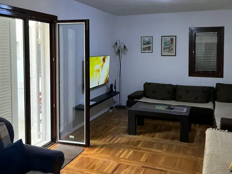Rent, apartment, 80m², Budva, Crna Gora - image 2