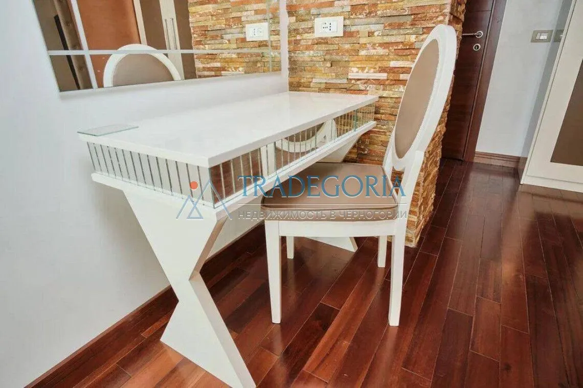 Prodaja, trosoban stan, 350m², Rafailovići, Budva