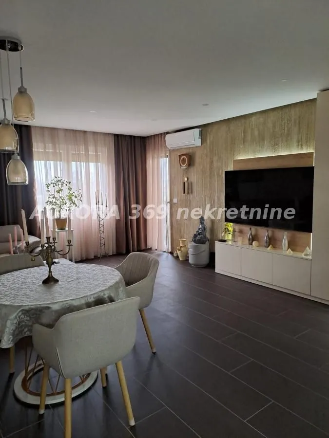 Sale, three bedroom apartment, 85m², Ruma, Srbija