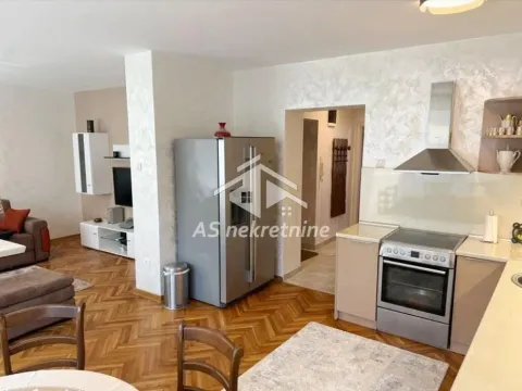 Izdavanje, dvosoban stan, 55m², Stari Grad, Beograd - image 9
