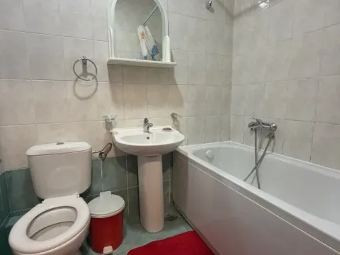 Izdavanje, jednosoban stan, 40m², Stari Aerodrom, Podgorica - image 7