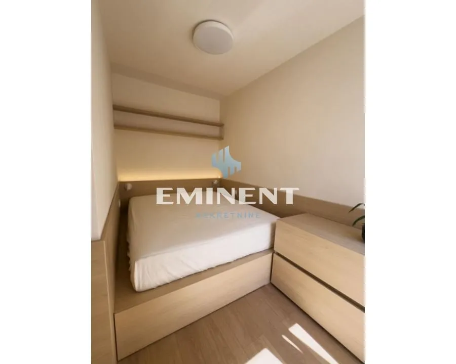 Rent, two bedroom apartment, 41m², Palilula Sve Podlokacije, Beograd