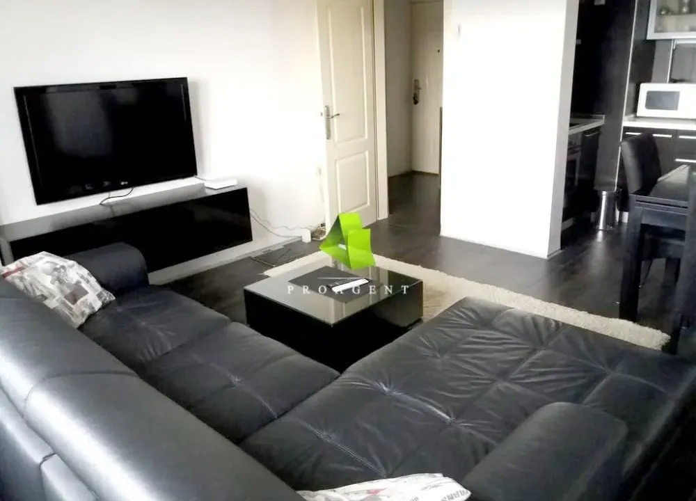 Izdavanje, trosoban stan, 56m², Palilula, Niš