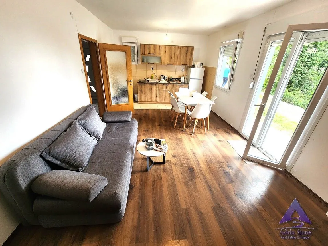 Sale, house, 146m², Markovići, Budva