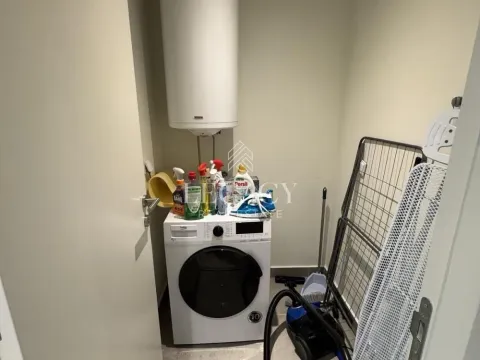 Rent, three bedroom apartment, 80m², Savski Venac, Beograd - image 19