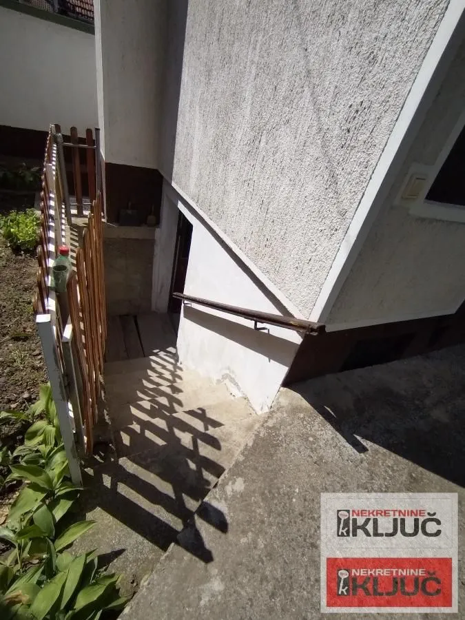 Prodaja, kuća, 148m², Futog, Novi Sad Sve Podlokacije