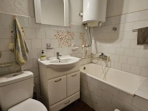 Prodaja, trosoban stan, 61m², Centar, Kragujevac - image 8