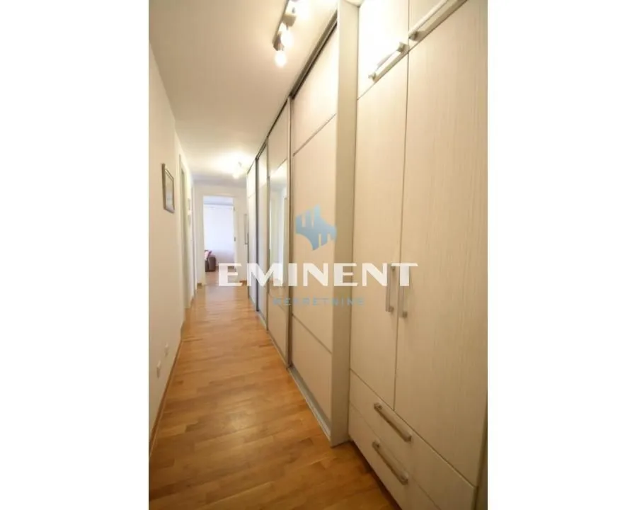 Rent, three bedroom apartment, 100m², Novi Beograd Blok 67, Novi Beograd Sve Podlokacije