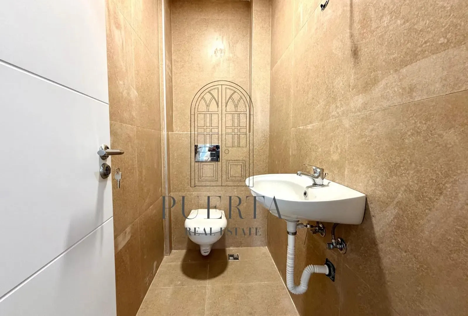 Prodaja, dvosoban stan, 64m², Tološi, Podgorica